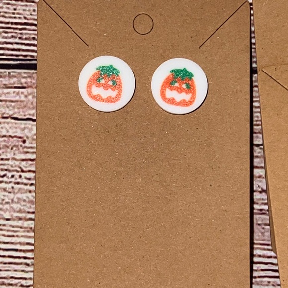 SUPER CUTE HALLOWEEN COOKIE ACRYLIC EARRINGS - Picture 8 of 11